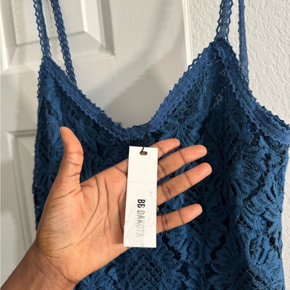 BB Dakota Kinsey Lace Slip Dress - Picture 5 of 6
